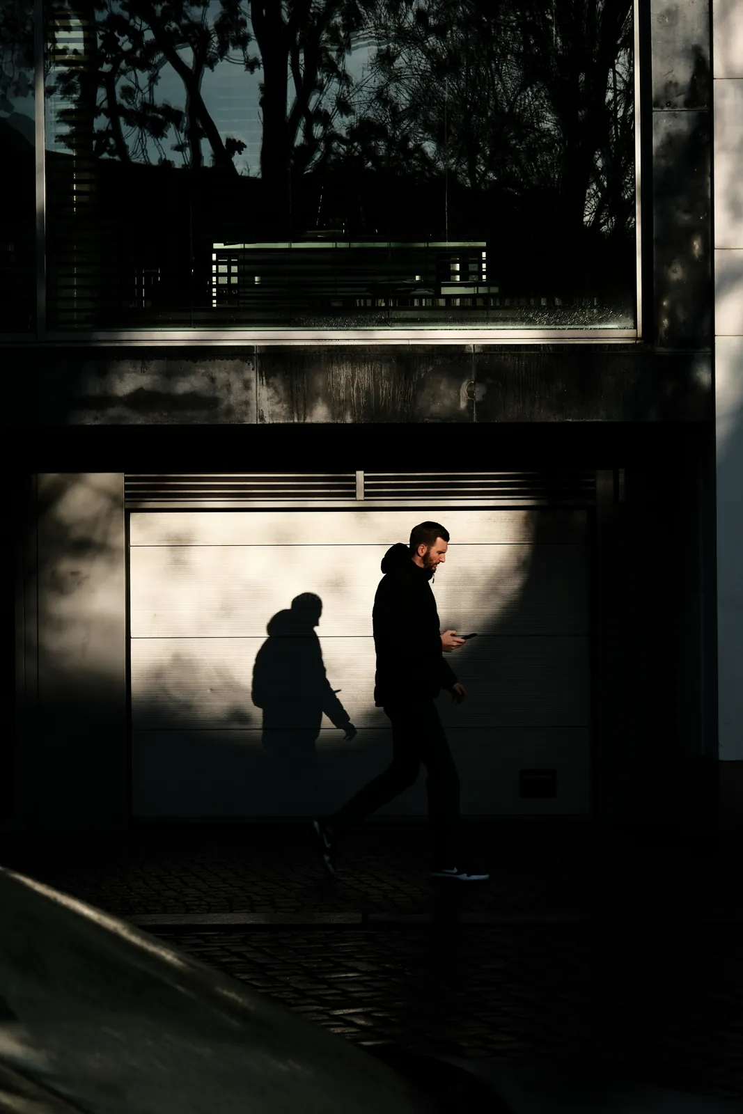 Editorial photograph illustrating a private investigator's checklist for finding someone in Australia